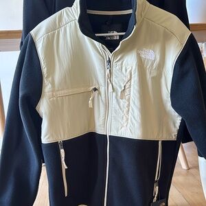 The North Face Denali Jacket (Black/Gravel) - Men’s M